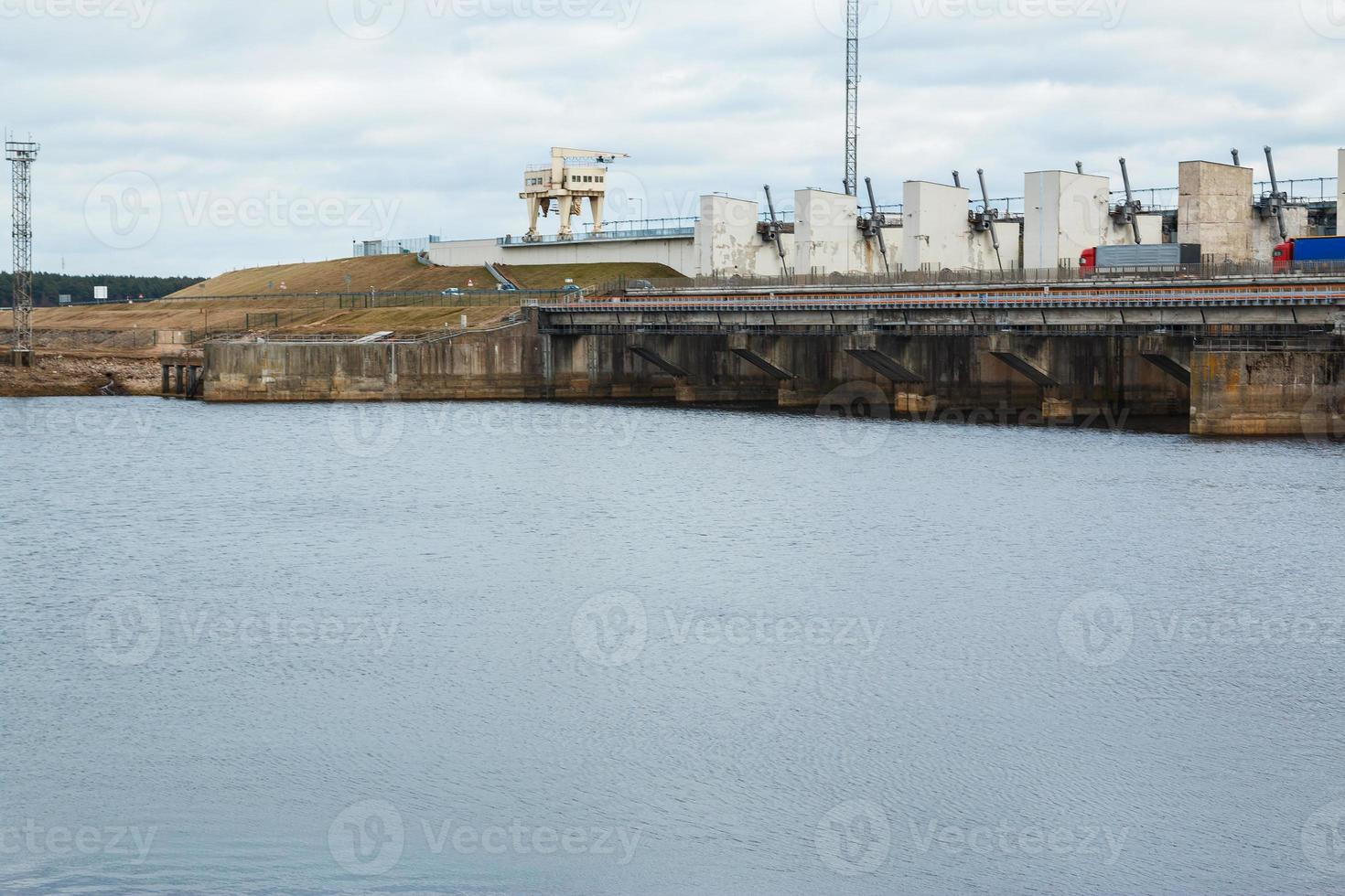 centrale électrique du barrage de la rivière photo