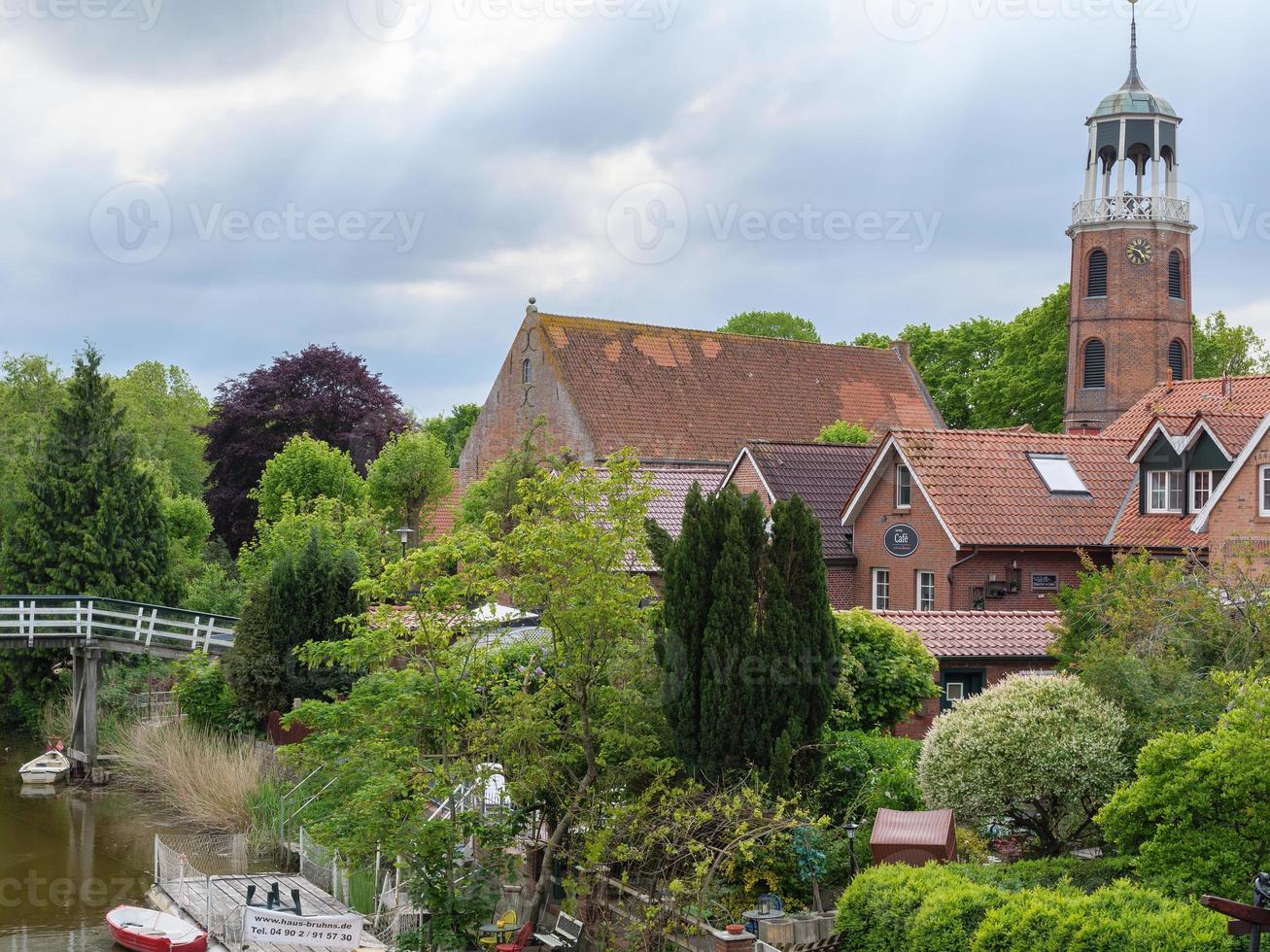 le port de greetsiel en allemagne photo