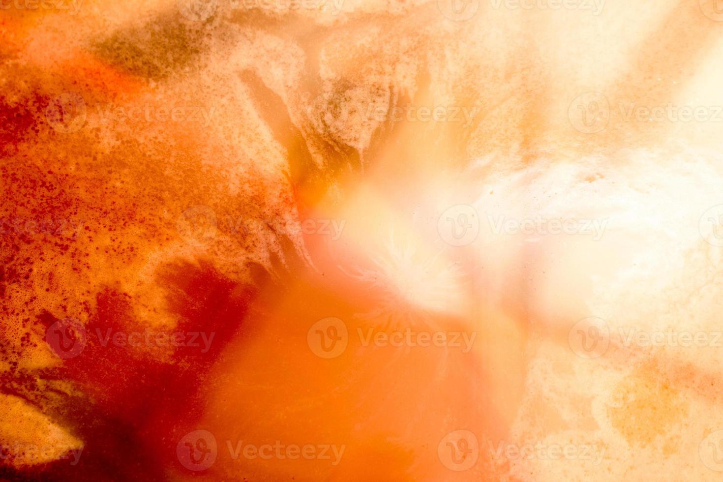 arrière-plan transparent abstrait en orange. arrière-plan flou abstrait orange avec des motifs chaotiques. photo