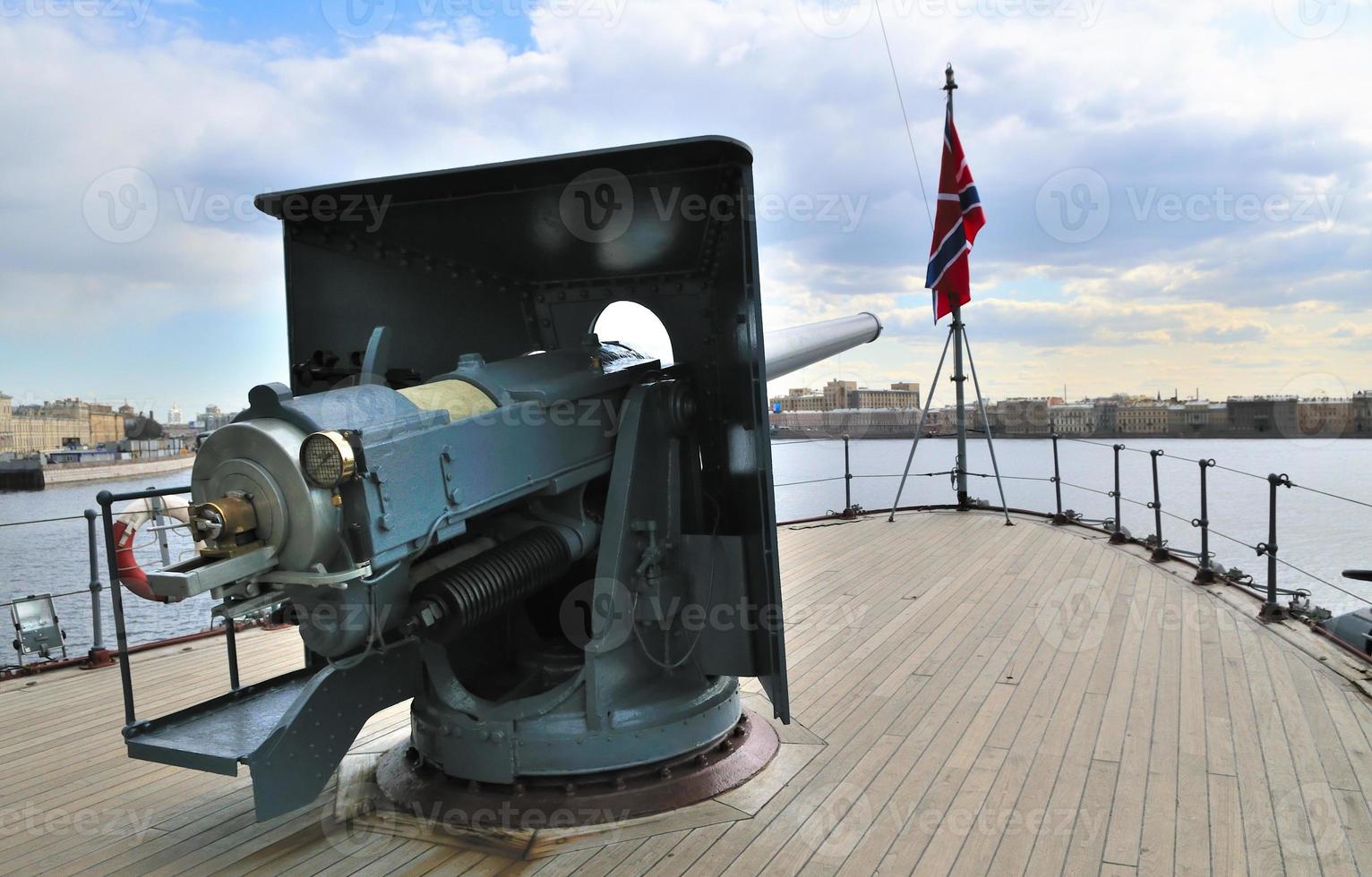 st. Pétersbourg. Russie. croiseur historique "aurora photo