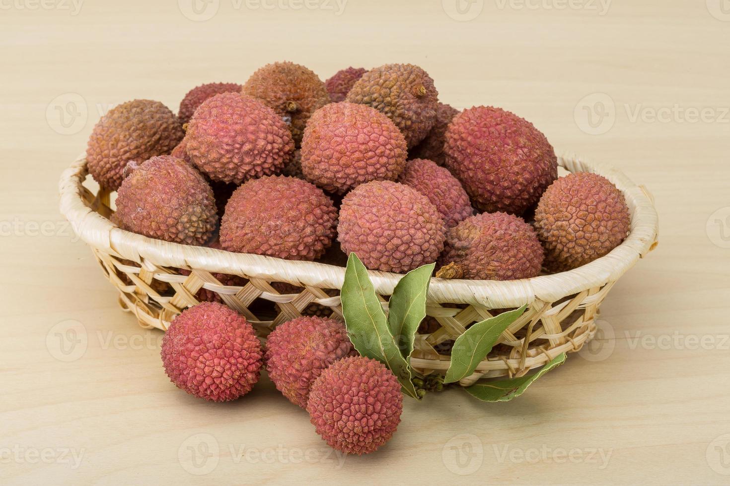 fruits tropicaux - litchi photo