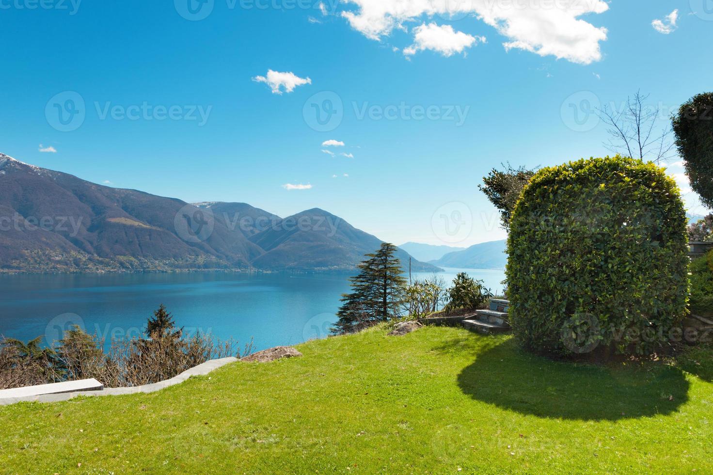 paysage suisse: jardin photo