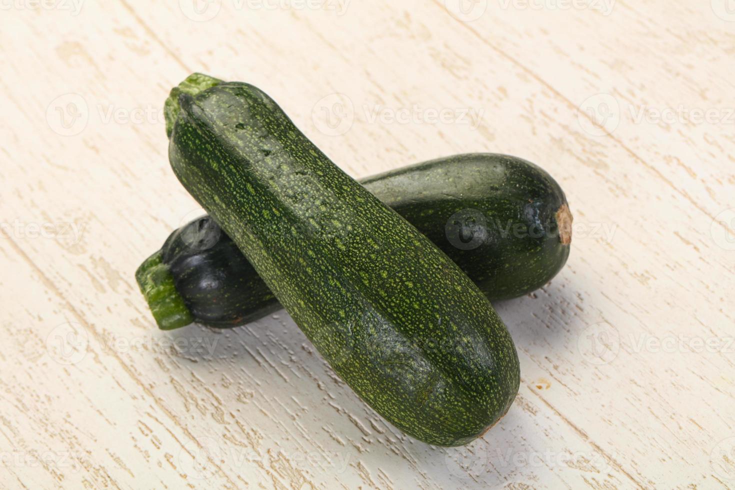 courgettes mûres crues photo