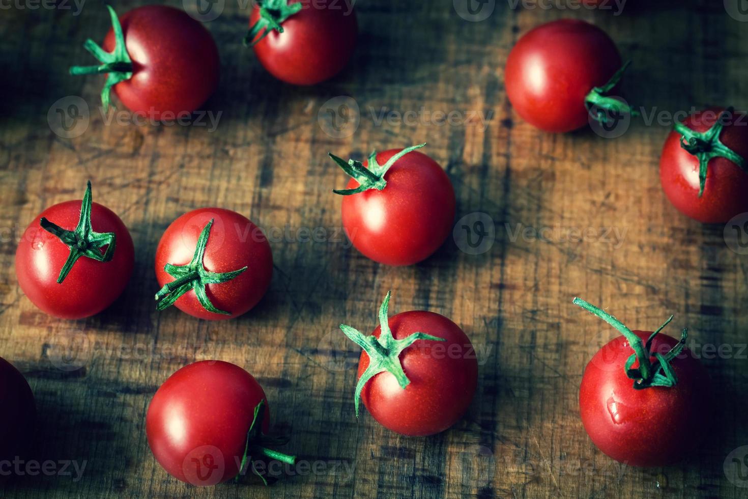 tomates cerises photo