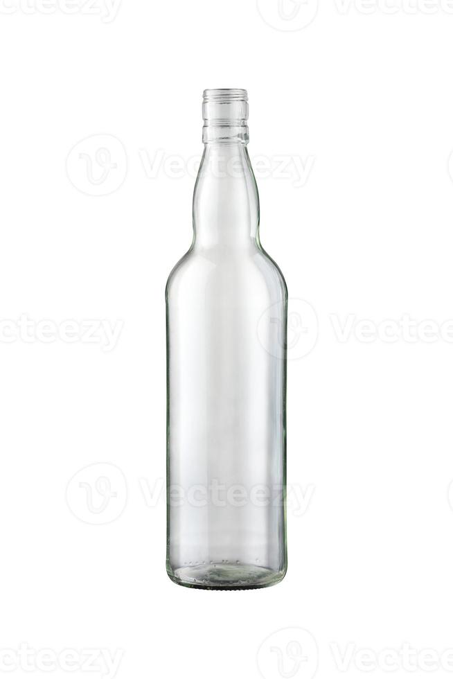 bouteille de whisky vide isolée sur blanc photo