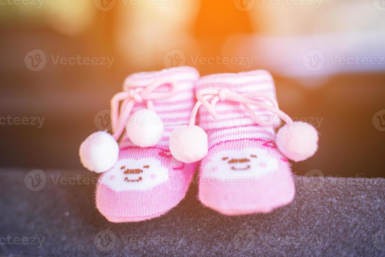 jeune couple attend un nouveau bébé photo