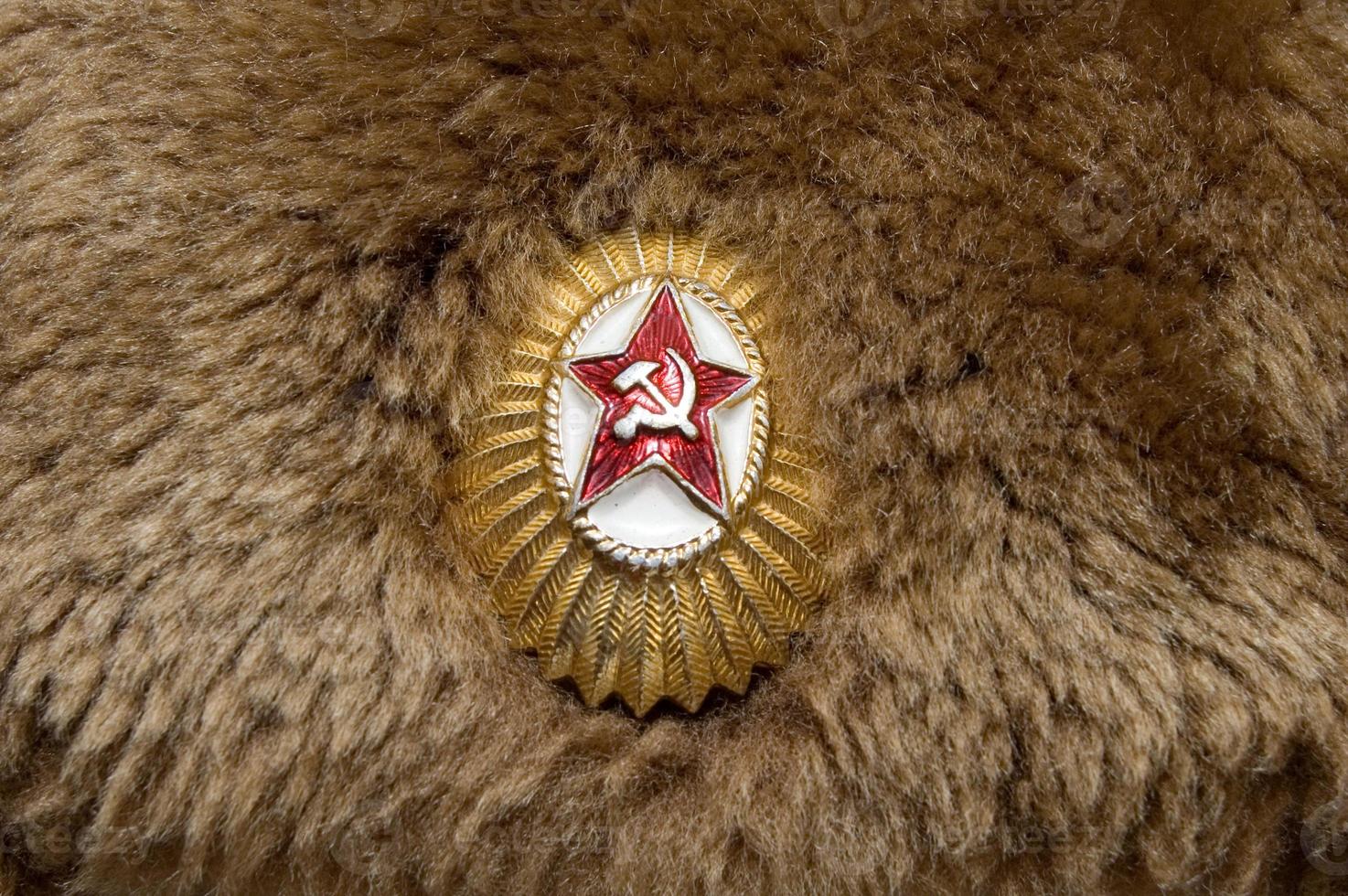 bonnet de fourrure avec étoile russe photo