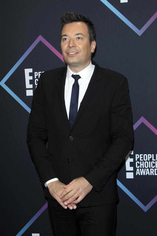 los angeles nov 11 - jimmy fallon au people s choice awards 2018 au barker hanger le 11 novembre 2018 à santa monica, ca photo