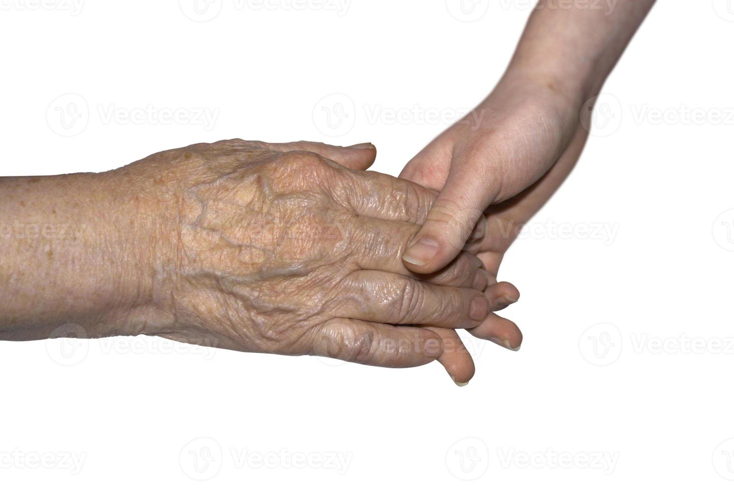 main de sa grand-mère et de sa petite-fille photo
