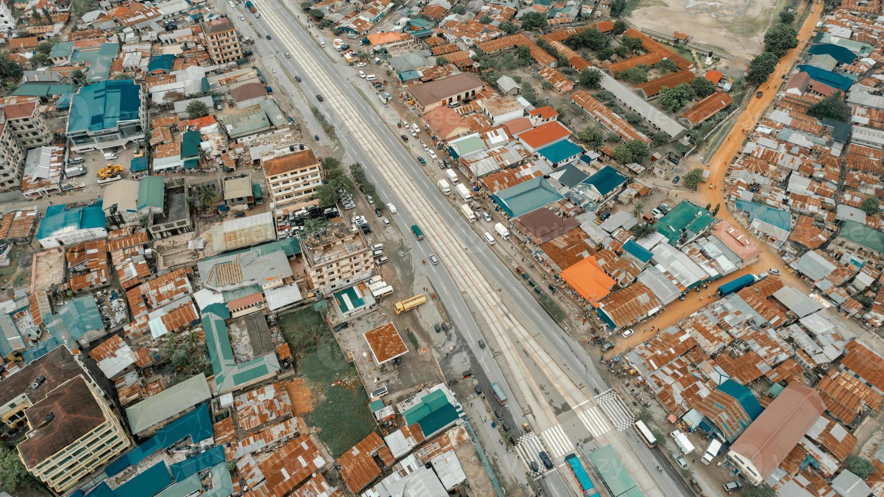 vue aérienne de la zone industrielle de dar es salaam photo