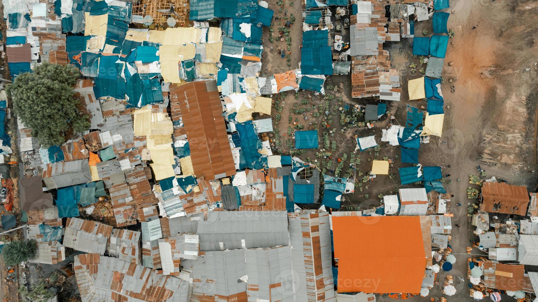 vue aérienne de la zone industrielle de dar es salaam photo