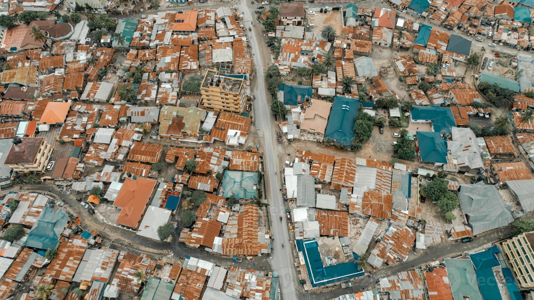 vue aérienne de la zone industrielle de dar es salaam photo