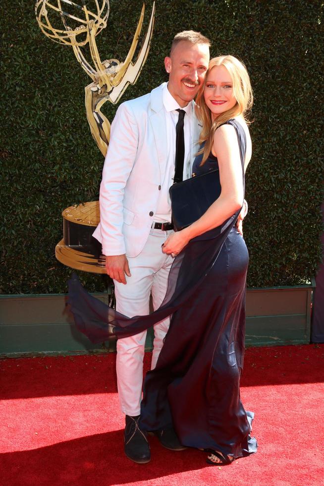 los angeles 30 avr - ryan matteson, marci miller au 44ème daytime emmy awards arrivées au pasadena civic auditorium le 30 avril 2017 à pasadena, ca photo