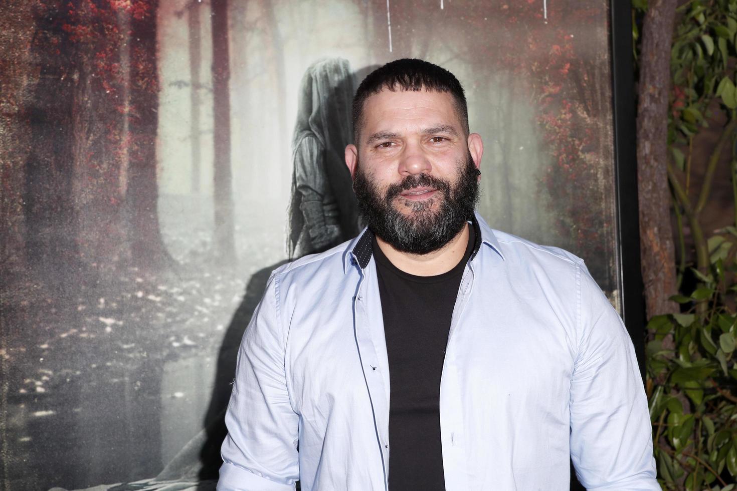 los angeles apr 15 - guillermo diaz à la malédiction de la llorona première au théâtre égyptien le 15 avril 2019 à los angeles, ca photo