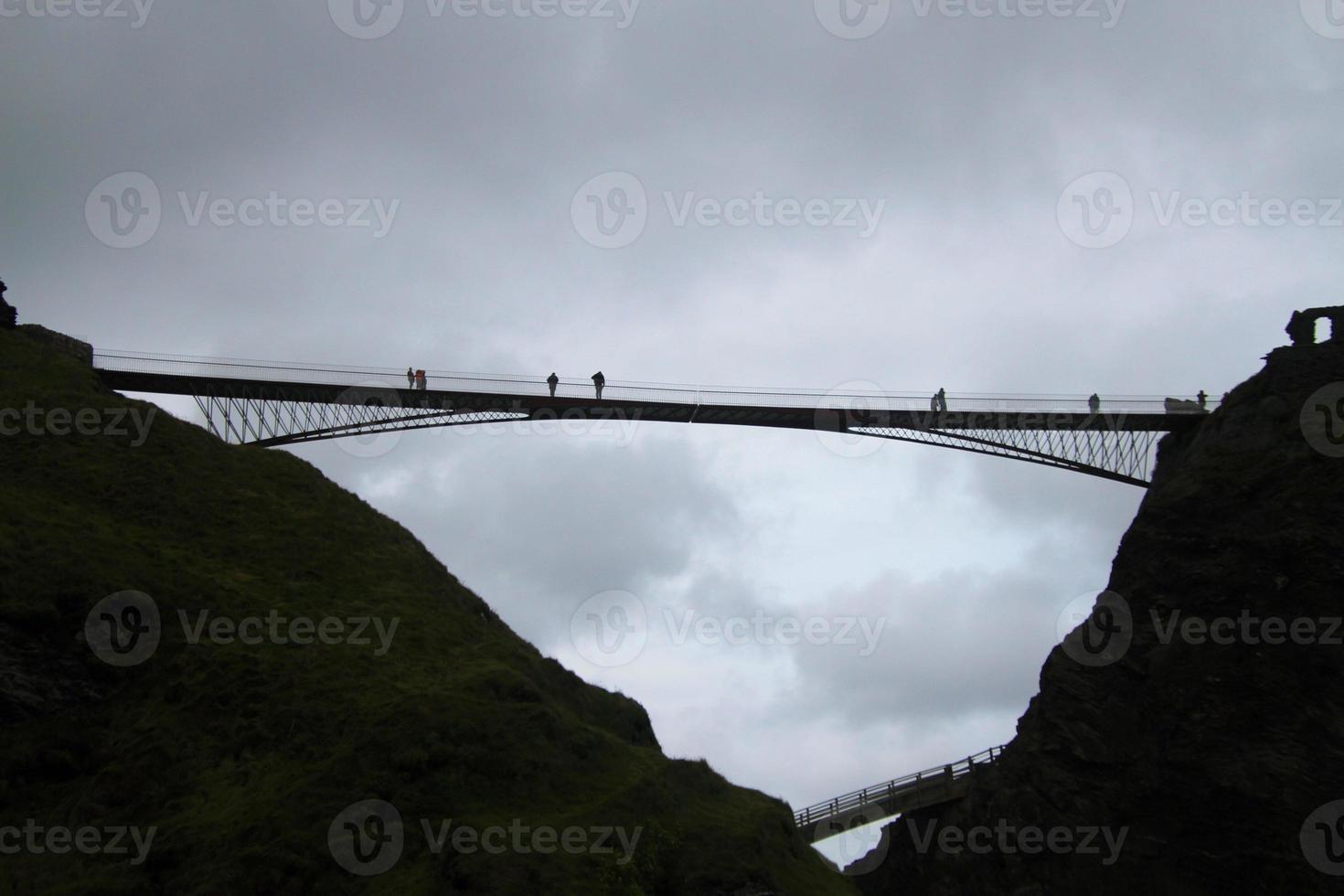 Une vue de Tintagel à Cornwall sur la côte photo