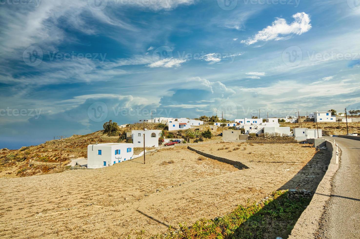 village d'ano meria sur l'île de folegandros photo
