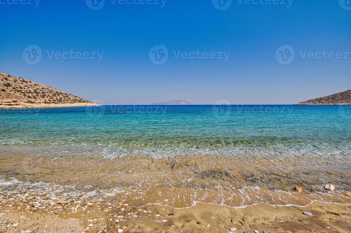 plage d'agia theodoti sur l'île d'ios, grèce photo