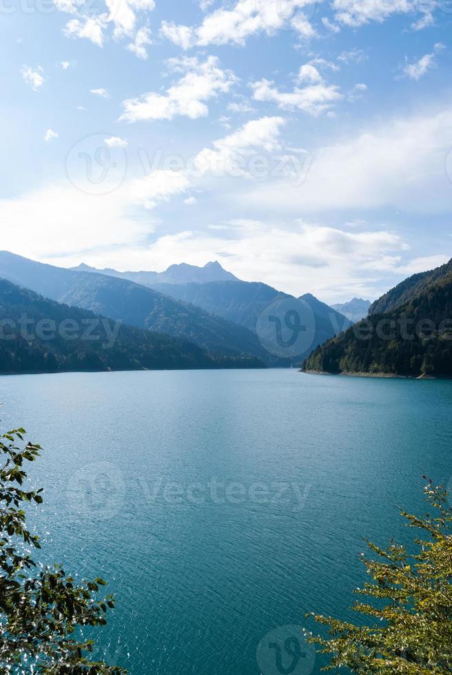 lac sauris photo