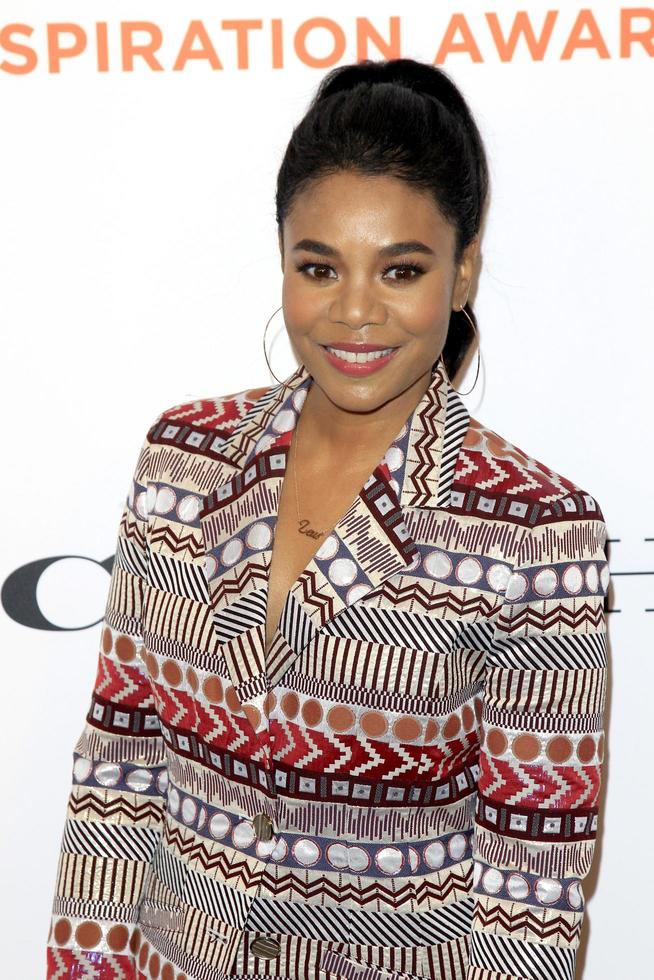 Los angeles jun 2 - regina hall au step up inspriation awards au beverly wilshire hotel le 2 juin 2018 à beverly hills, ca photo