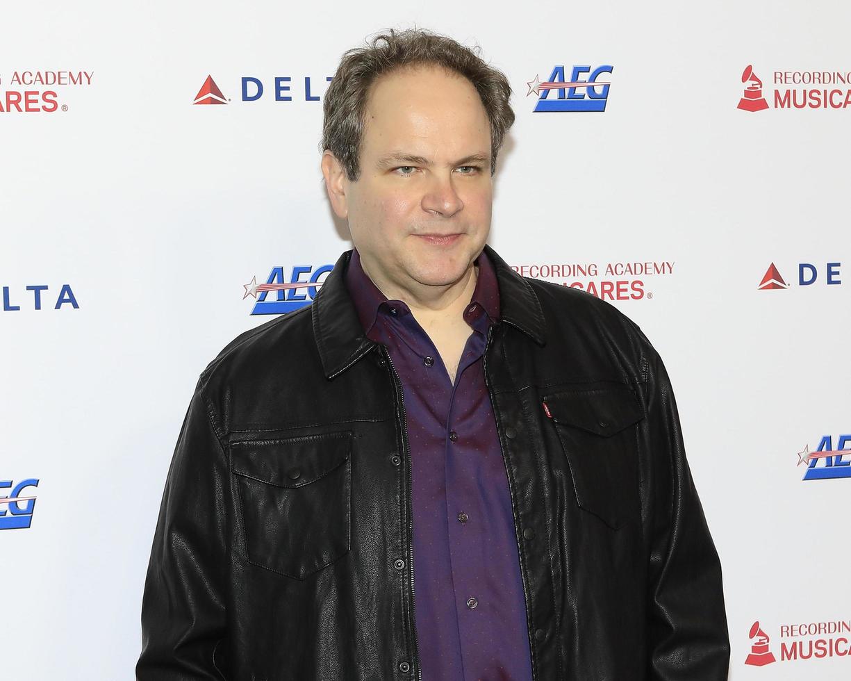 los angeles jan 24 - eddie trunk aux muiscares 2020 au centre des congrès de los angeles le 24 janvier 2020 à los angeles, ca photo