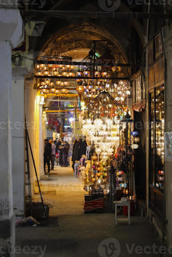 lanternes turques colorées à istanbul, turquie photo