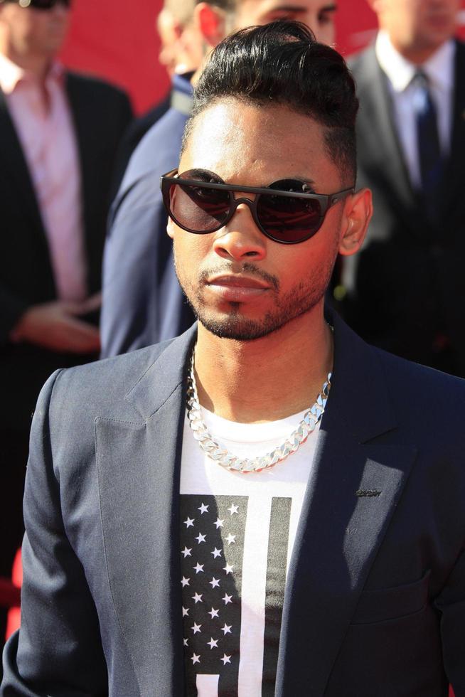 los angeles, juil 11 - miguel arrive aux espy awards 2012 au nokia theatre à la live le 11 juillet 2012 à los angeles, ca photo