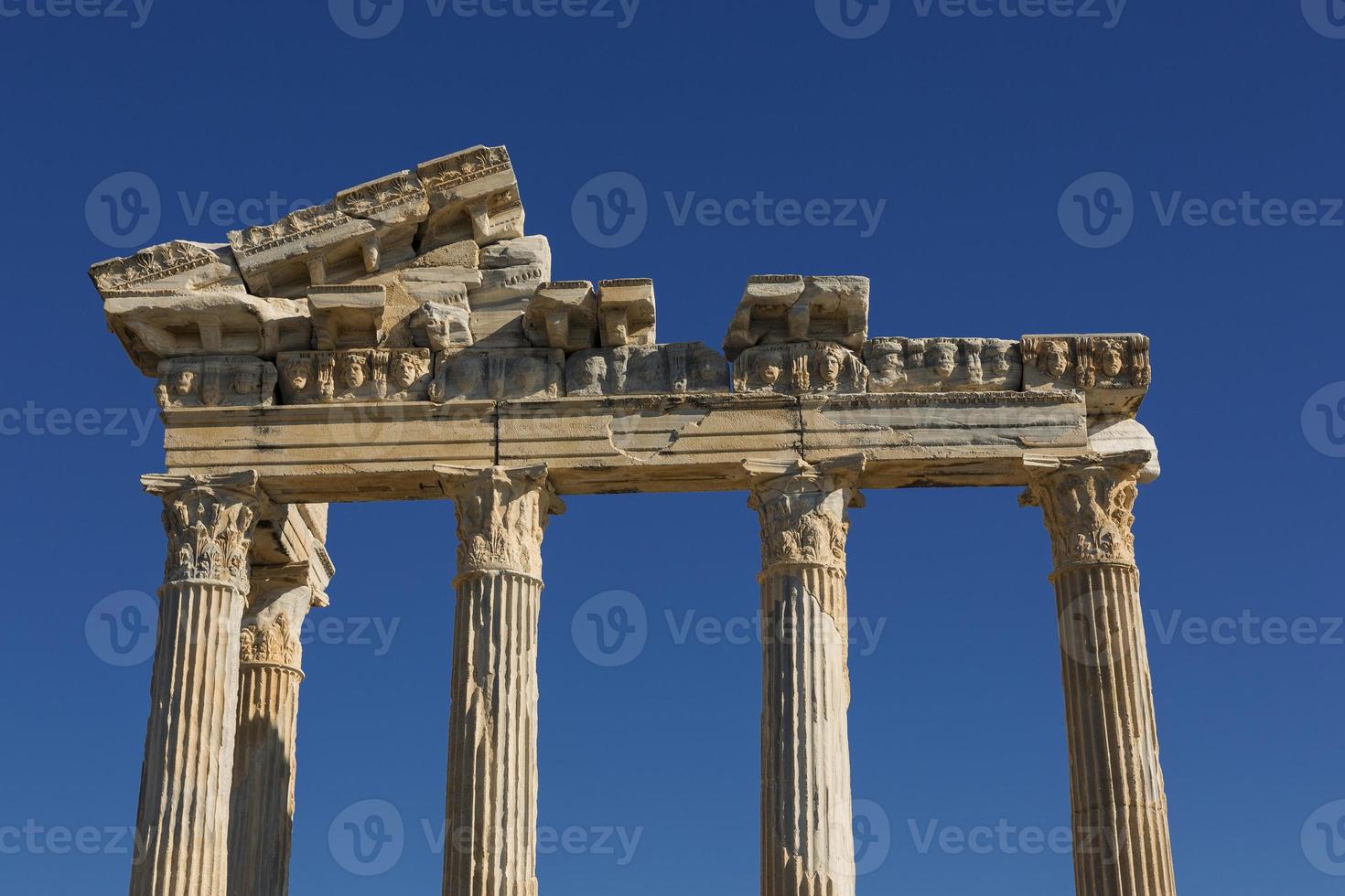 temple d'apollon à côté photo