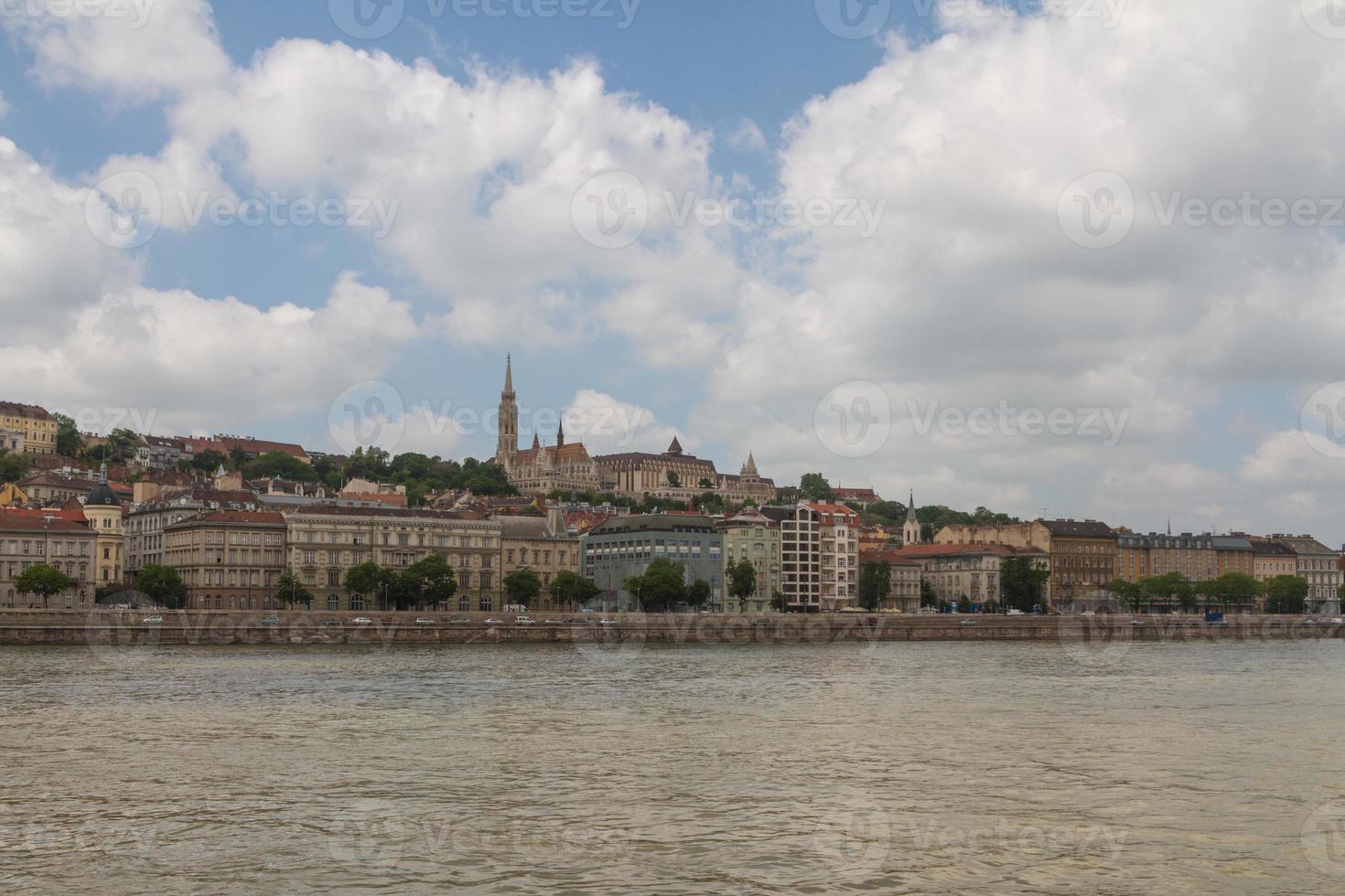 vue sur les monuments de budapest photo