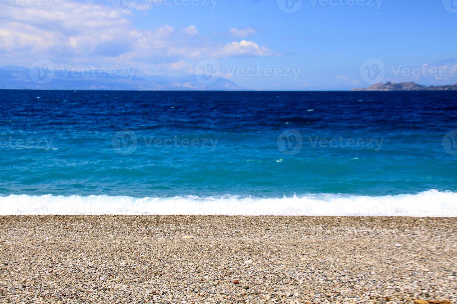 plage sur l'île de samos, grèce photo