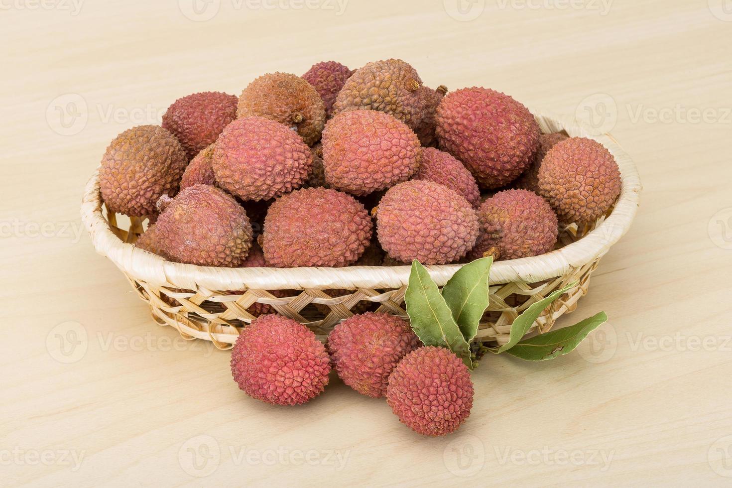 fruits tropicaux - litchi photo