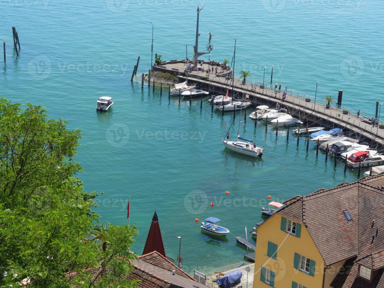 meersburg au bord du lac de constance en allemagne photo