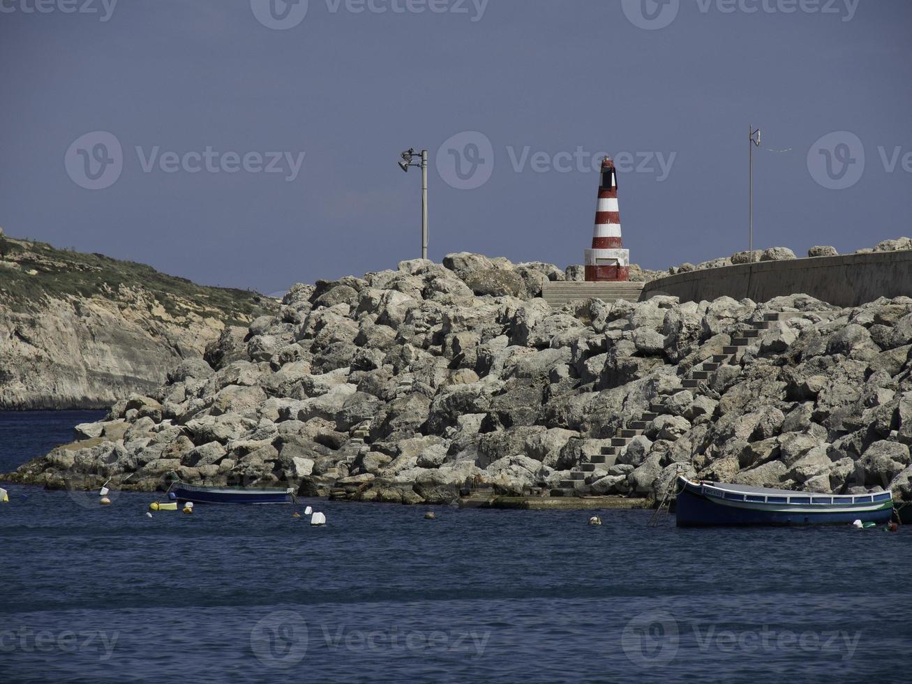 l'île de gozo sur la mer méditerranée photo