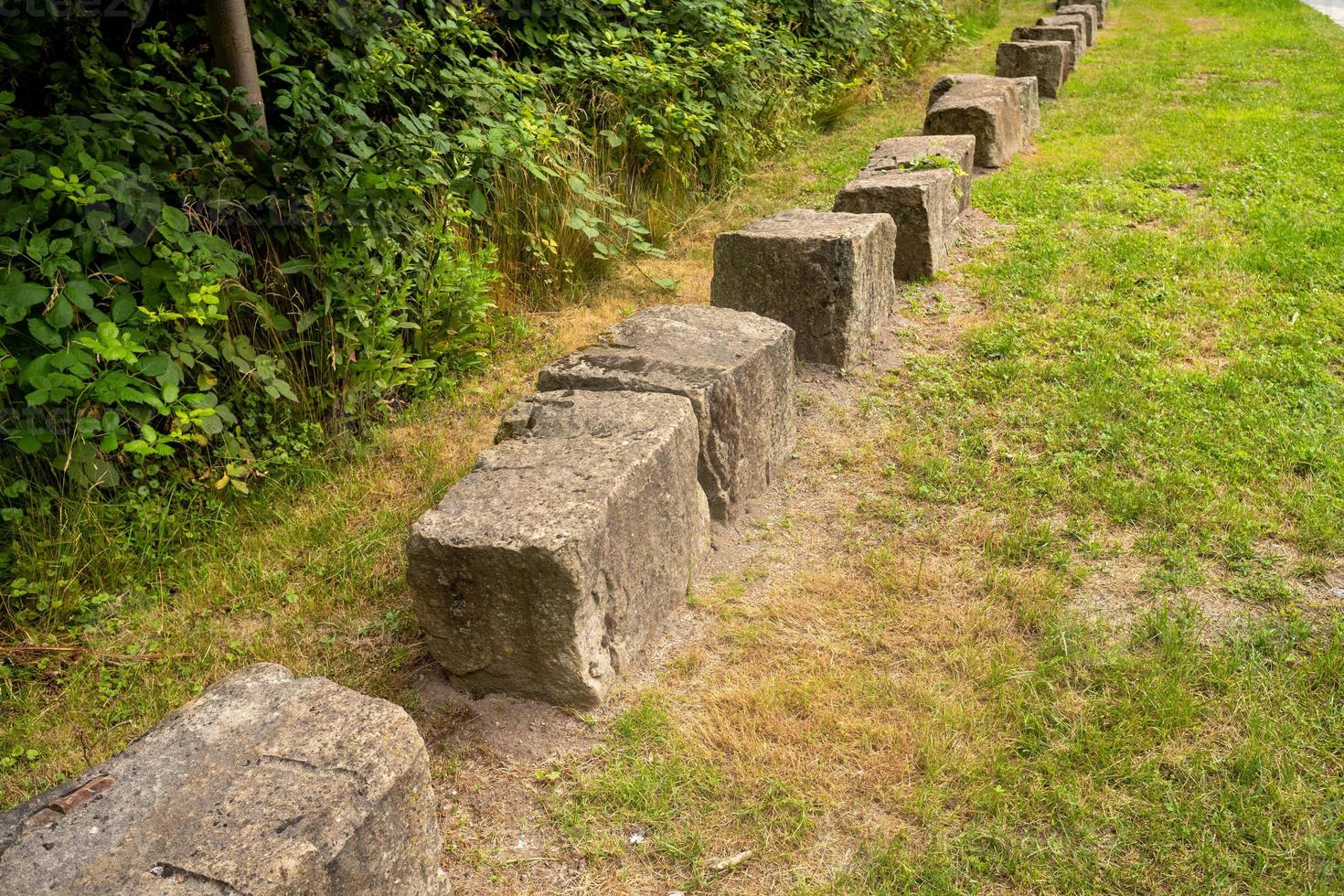 chemin de pierre dans le parc photo