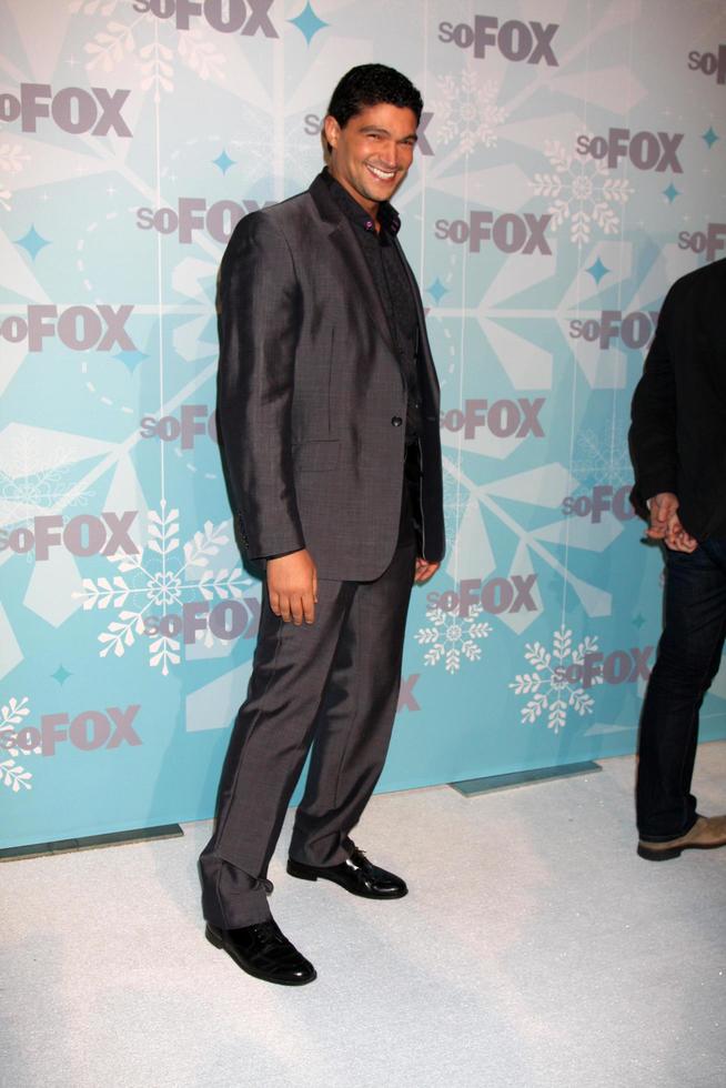 los angeles, jan 11 - mido hamada arrive à la soirée fox tca hiver 2011 à la villa sorriso le 11 janvier 2010 à pasadena, ca photo