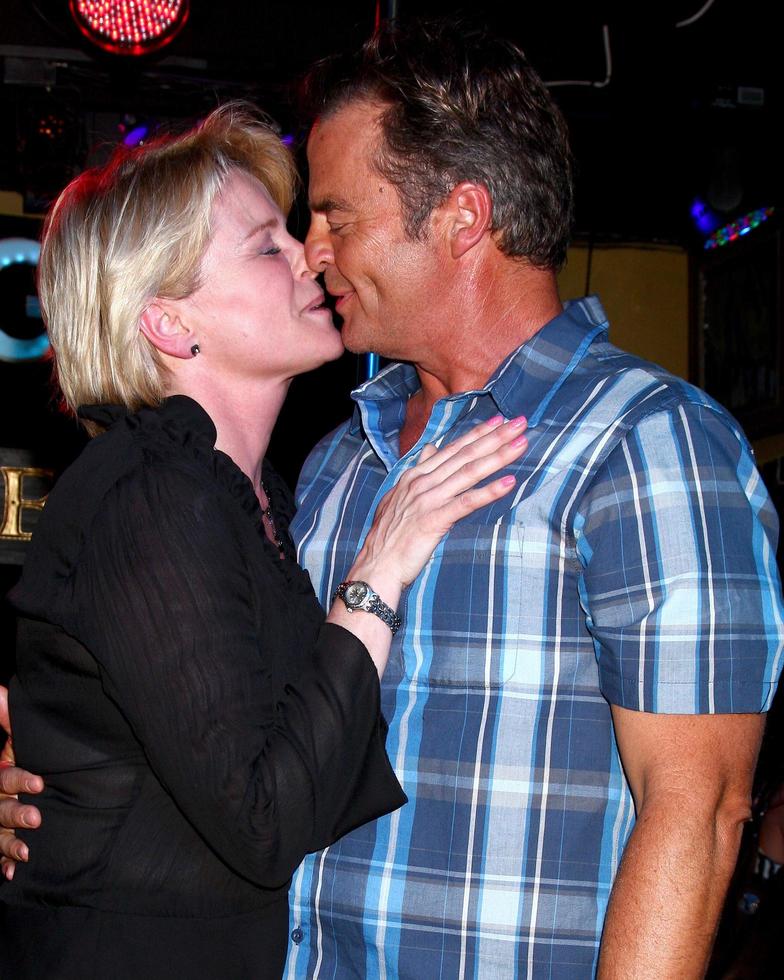 los angeles, 1er juin - judi evans, wally kurth au judi evans fête ses 30 ans dans l'événement du show business aux fossettes le 1er juin 2013 à burbank, ca photo