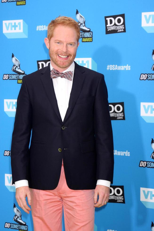 Los angeles, 31 juil - jesse tyler ferguson arrive à la remise des prix 2013 faire quelque chose à l'avalon le 31 juillet 2013 à los angeles, ca photo