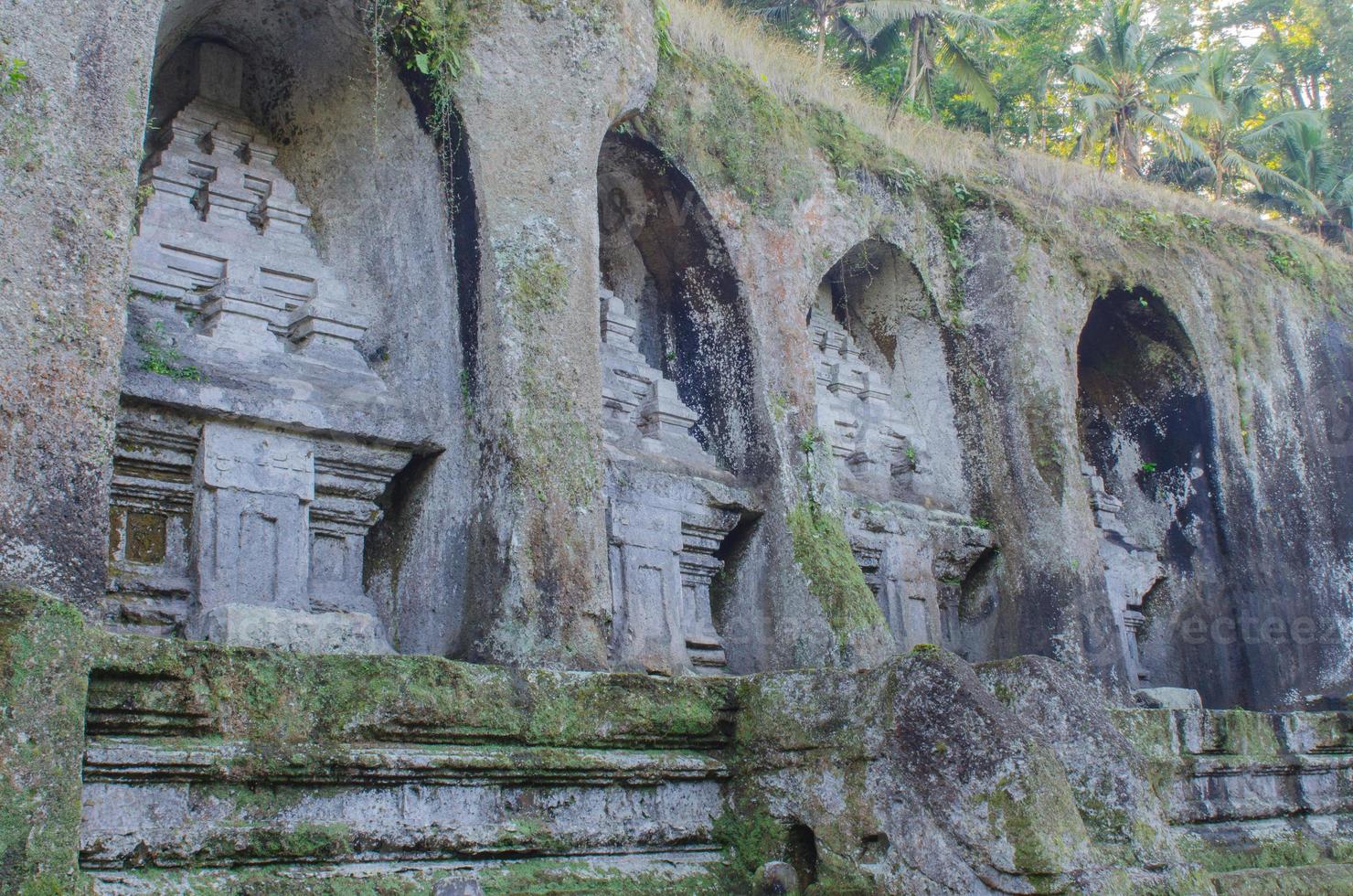 Candi au temple de Gunung Kawi à Bali photo