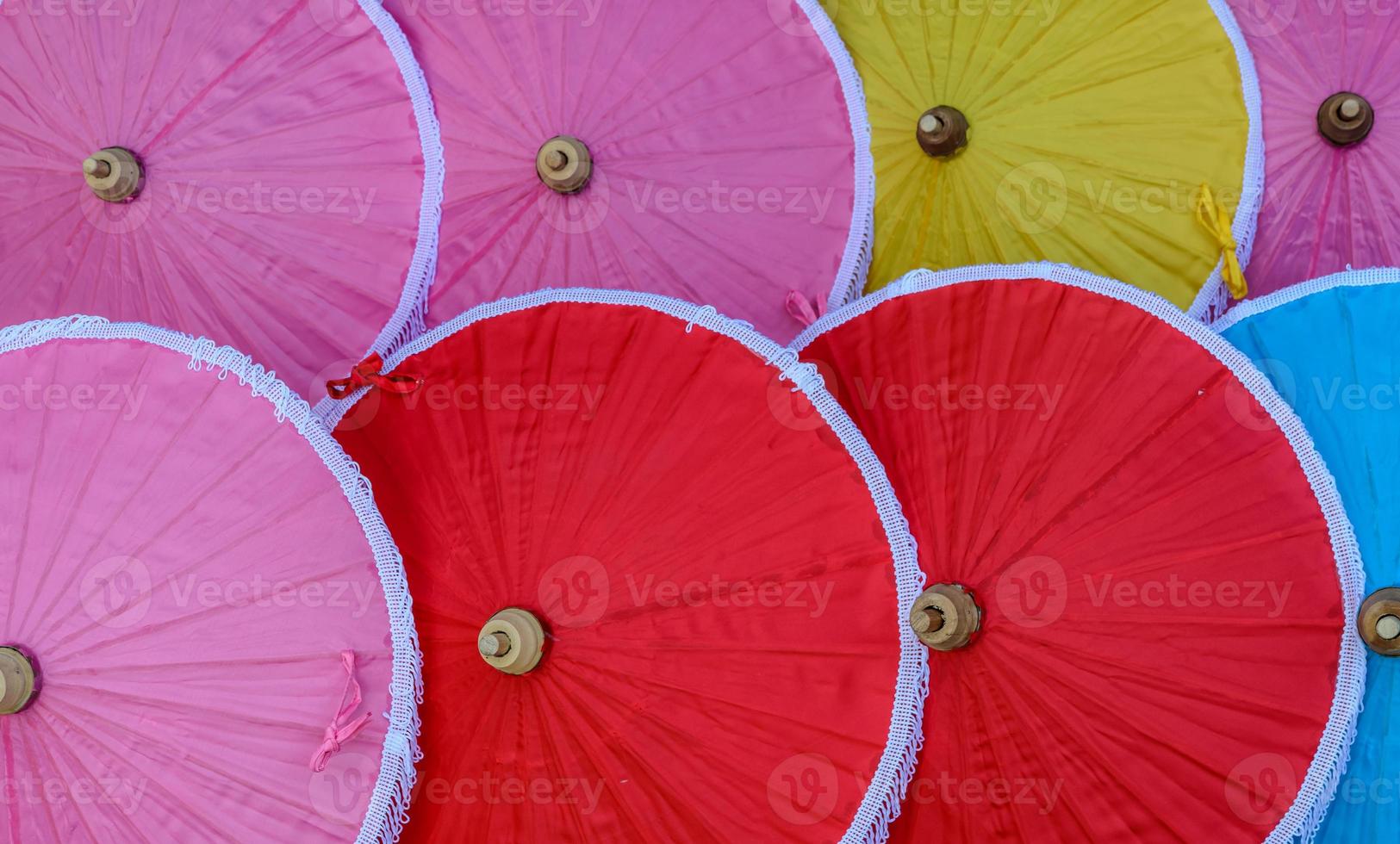 parapluies traditionnels en bambou thaï photo