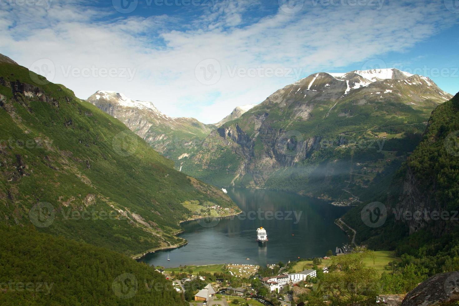 fjords norvégiens du nord. photo