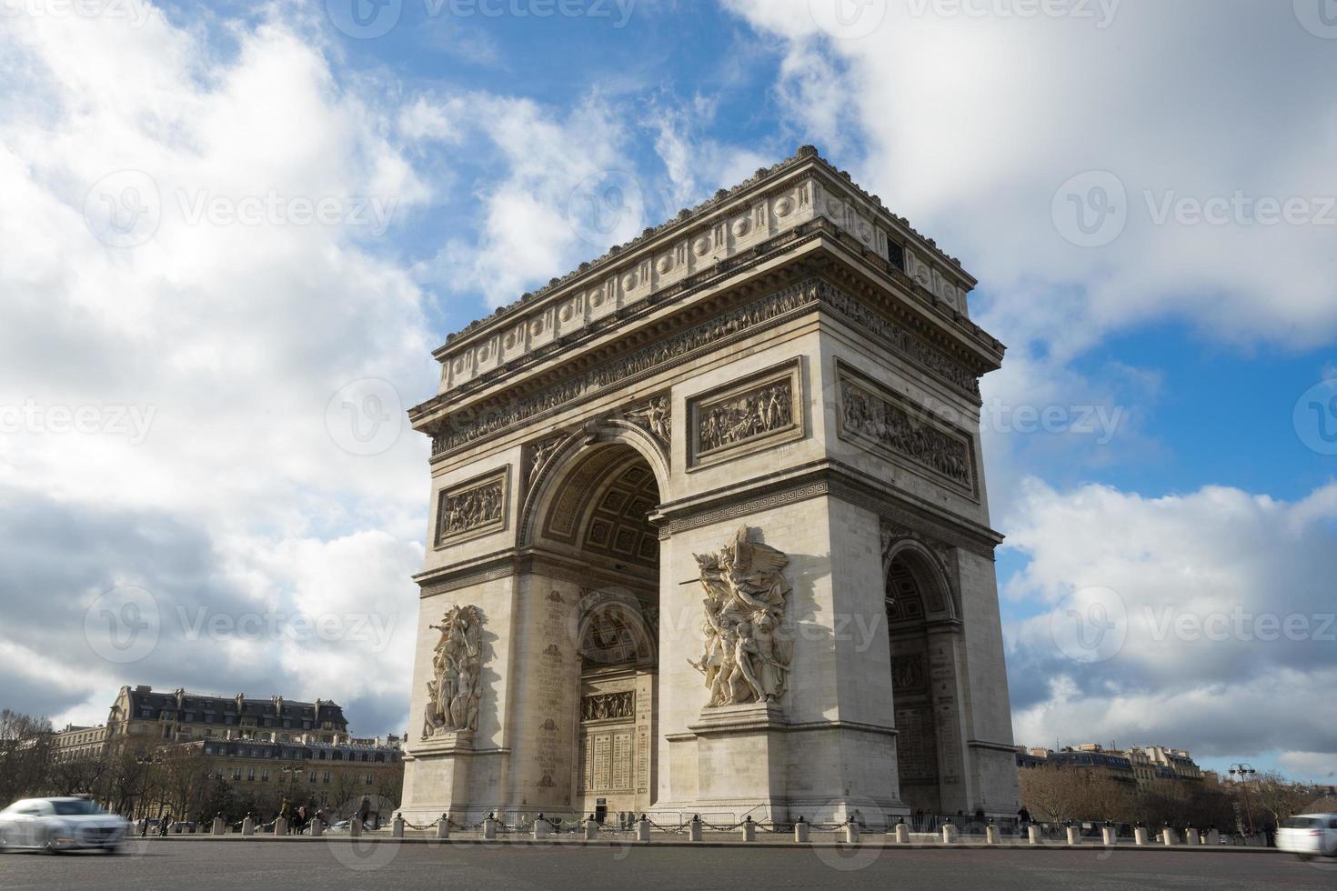 paris, champs-elysees, arc de triomphe photo