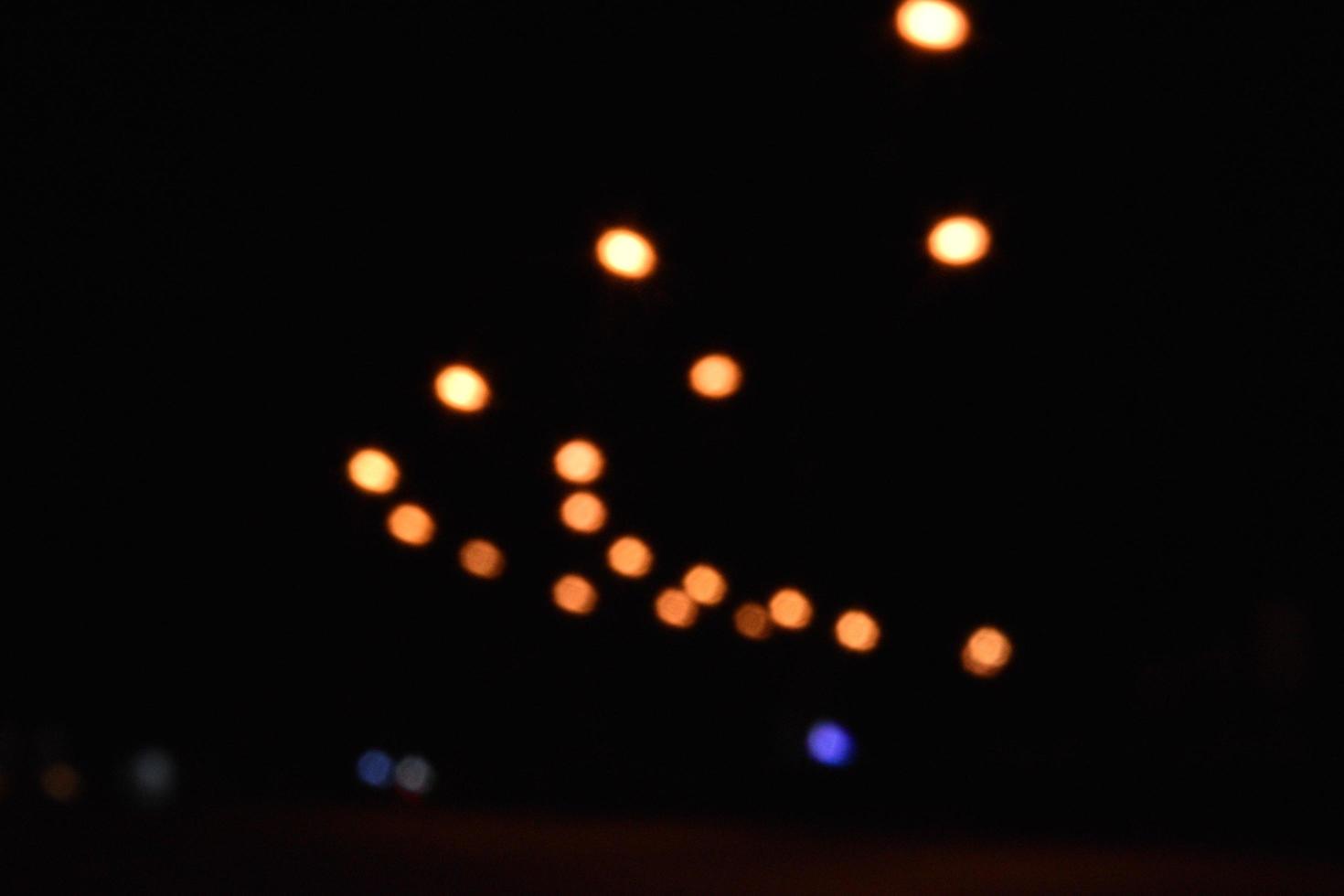 réverbère bokeh la nuit. photo