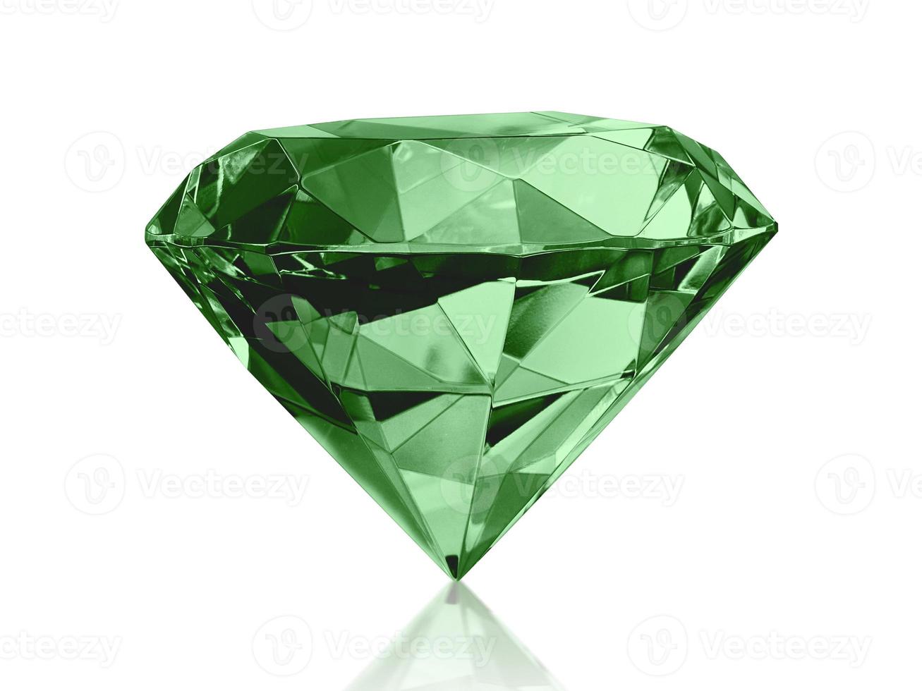 diamant vert éblouissant sur fond blanc photo