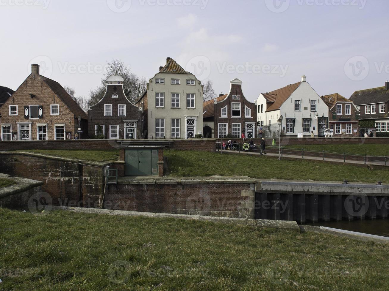 greetsiel à la mer du nord allemande photo