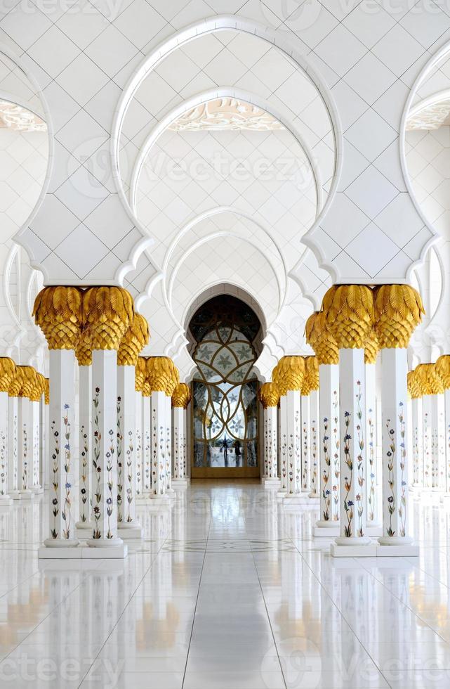 abu-dhabi. mosquée cheikh zayed photo