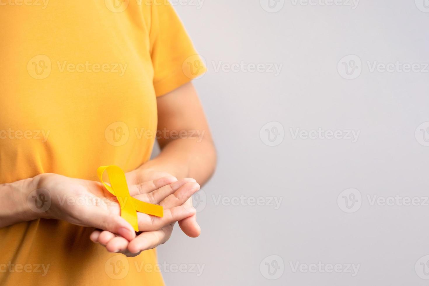 journée de prévention du suicide, enfance, sarcome, mois de sensibilisation au cancer des os et de la vessie, ruban jaune pour soutenir la vie et la maladie des personnes. soins de santé photo