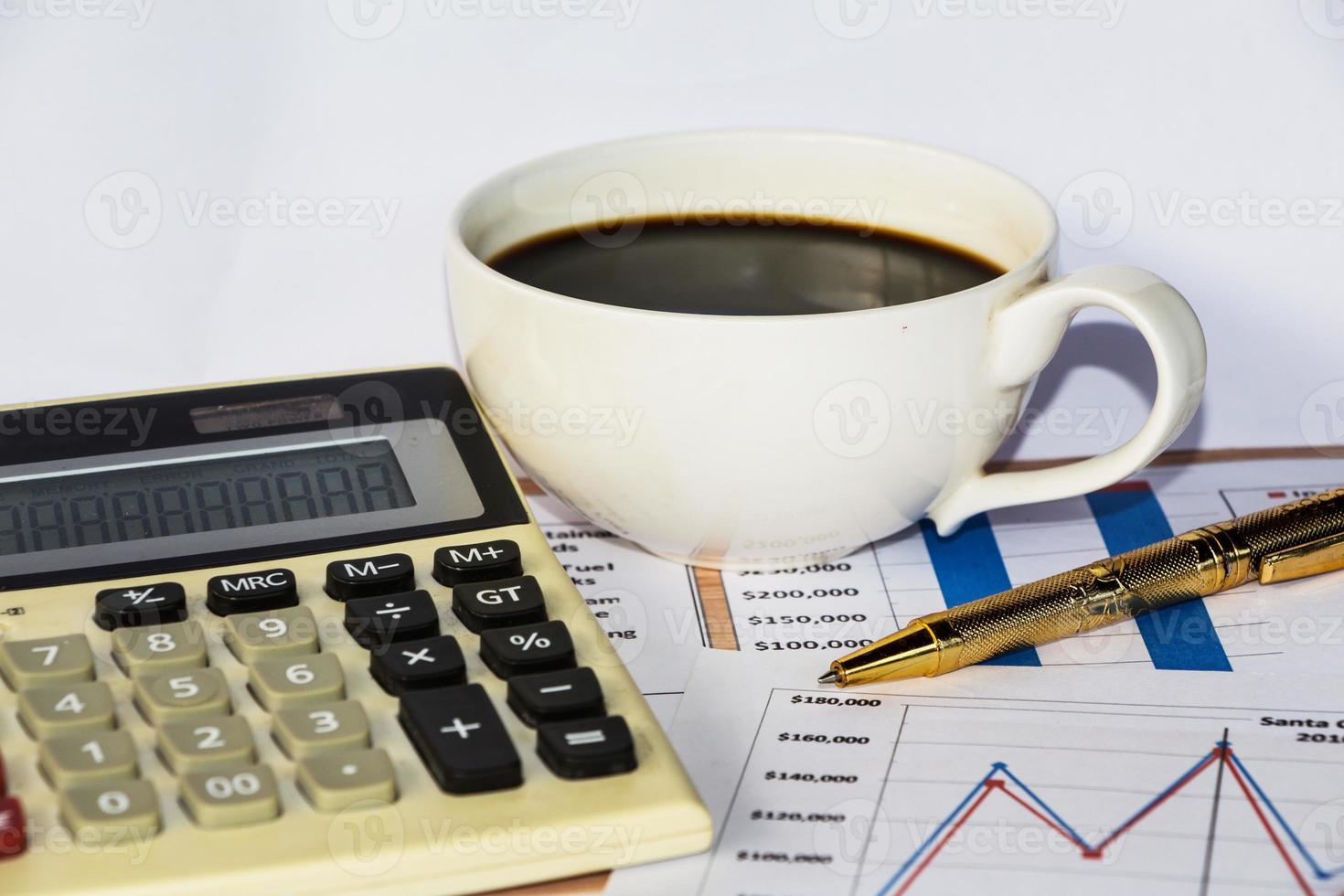 rapport d'activité avec une tasse de café photo