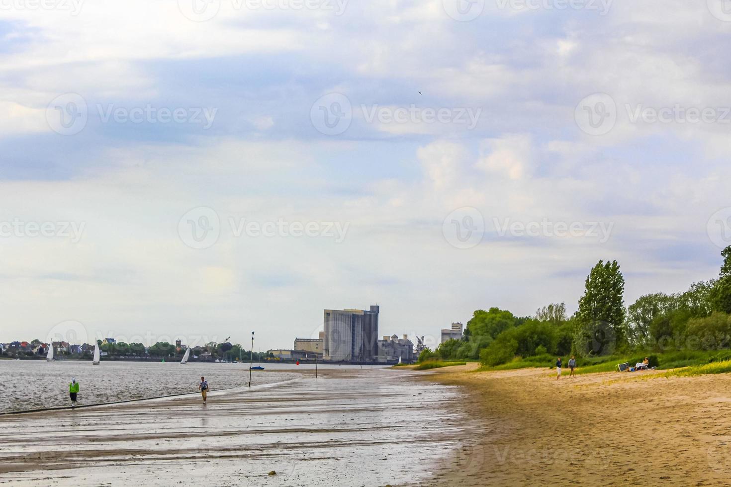 mer des wadden marées côte plage eau paysage harrier sable allemagne. photo
