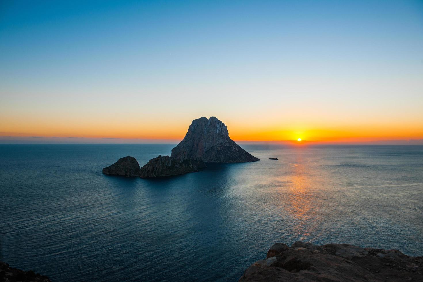 coucher de soleil es vedra photo