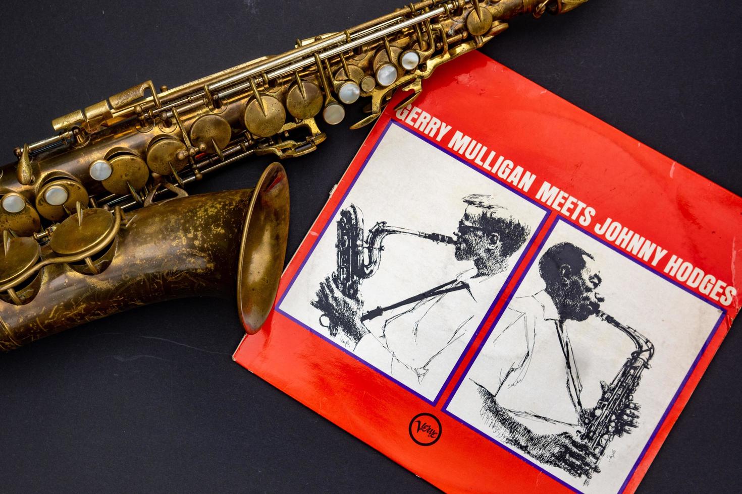 bottrop,allemagne,2022 - couverture libre du disque vinyle de jazz photo