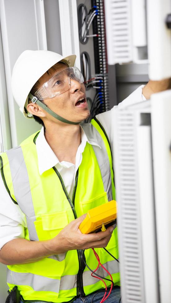 homme de génie électrique photo